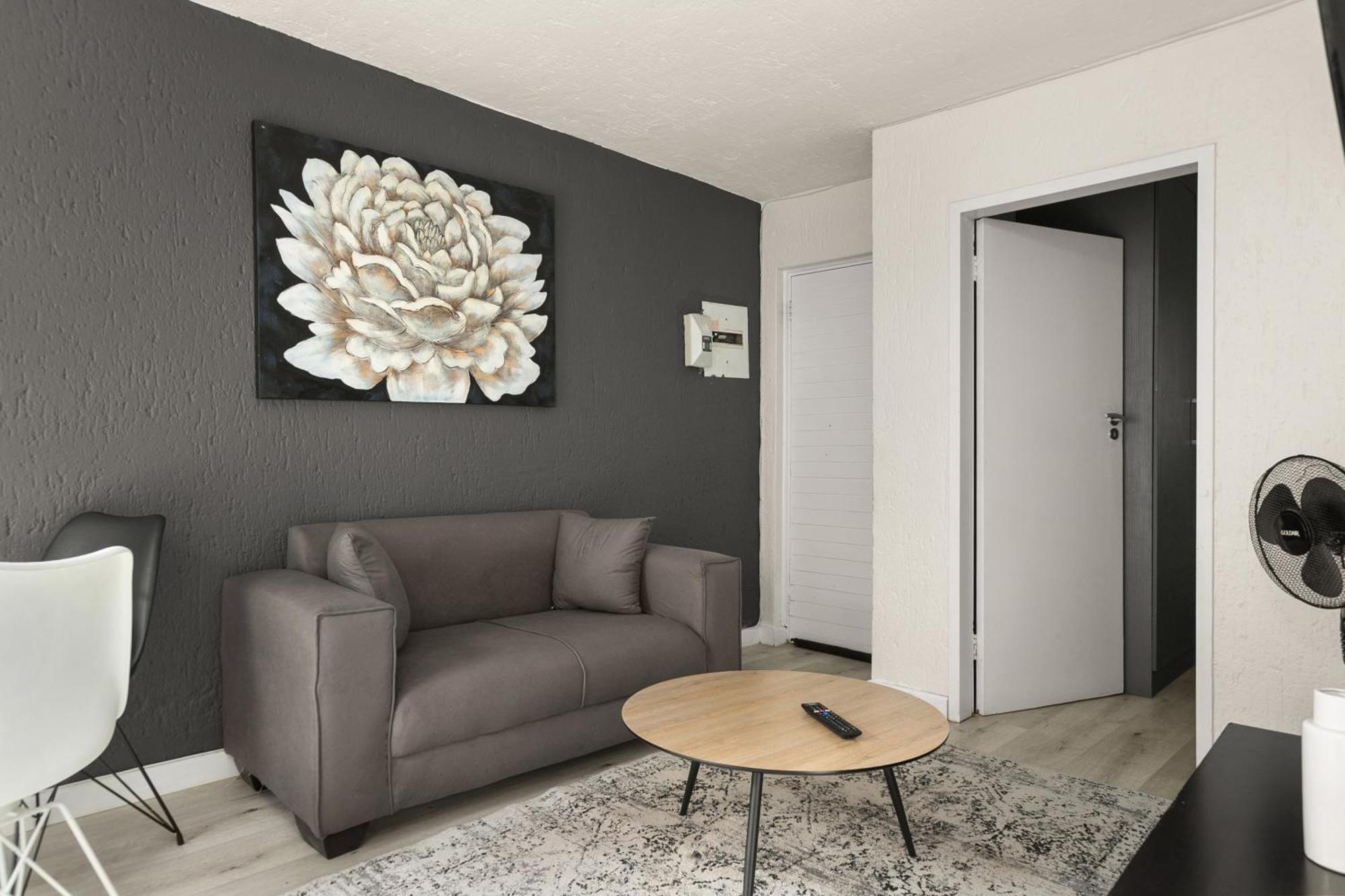 Marley On Katherine Apartments ヨハネスブルグ エクステリア 写真
