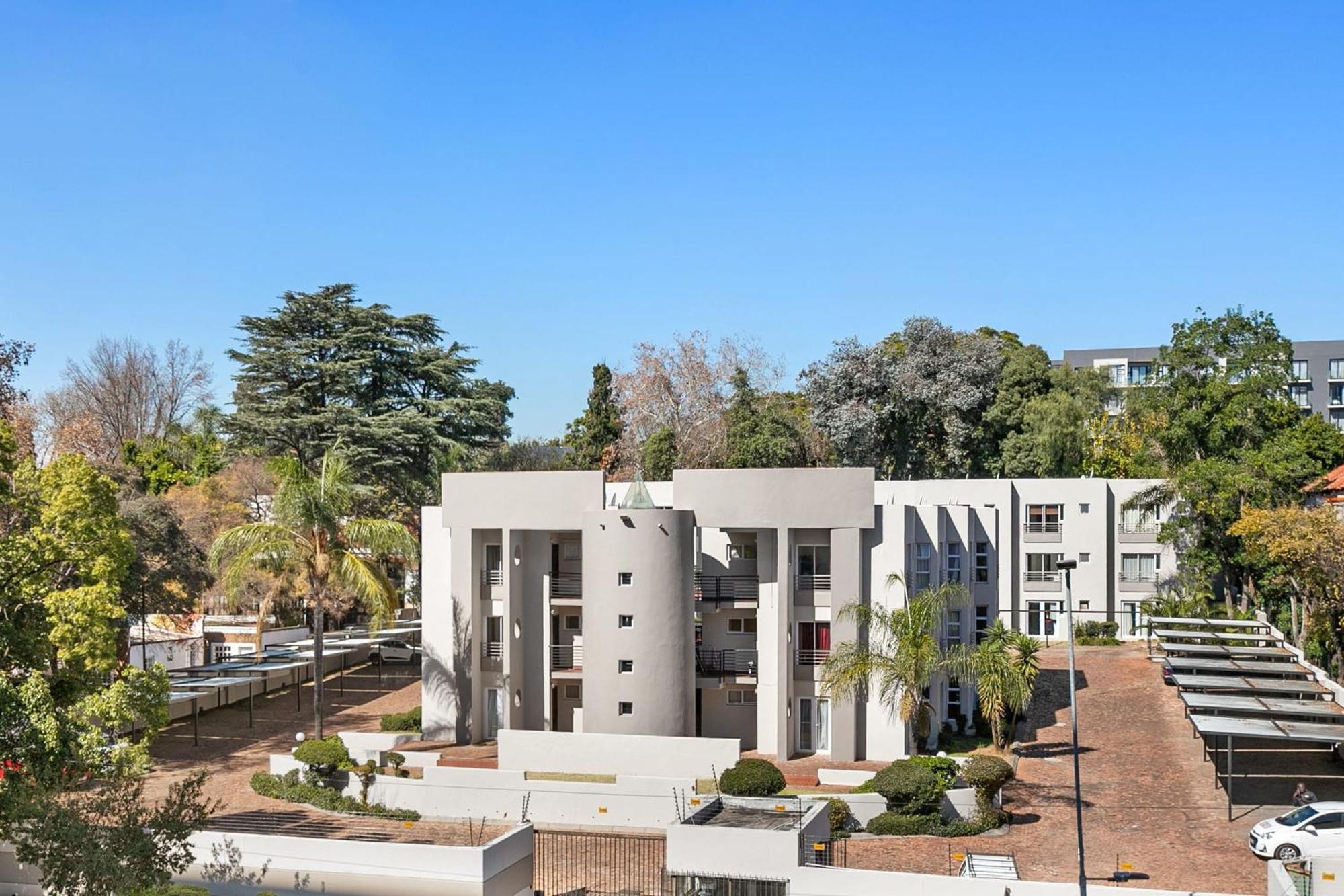 Marley On Katherine Apartments ヨハネスブルグ エクステリア 写真